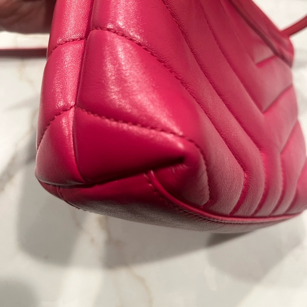 Like New Saint Laurent YSL Toy Loulou Matelasse Bag in Bright Pink - Picture 8 of 11